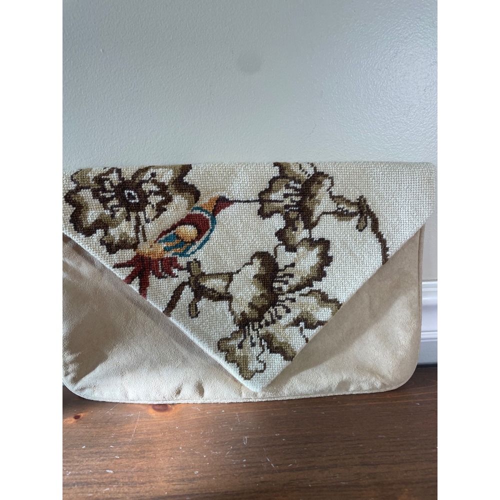 Moonbags Patricia Smith Designs Needlepoint Bird Floral Tapestry Clutch Tan